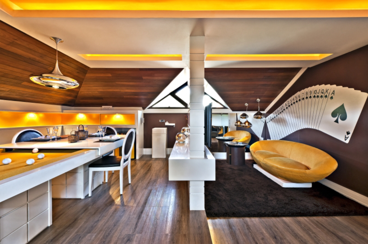 Depois de visitar a mostra, Monica Sunahara quis características do ambiente da arquiteta Renata Mueller na sua sala de jogos