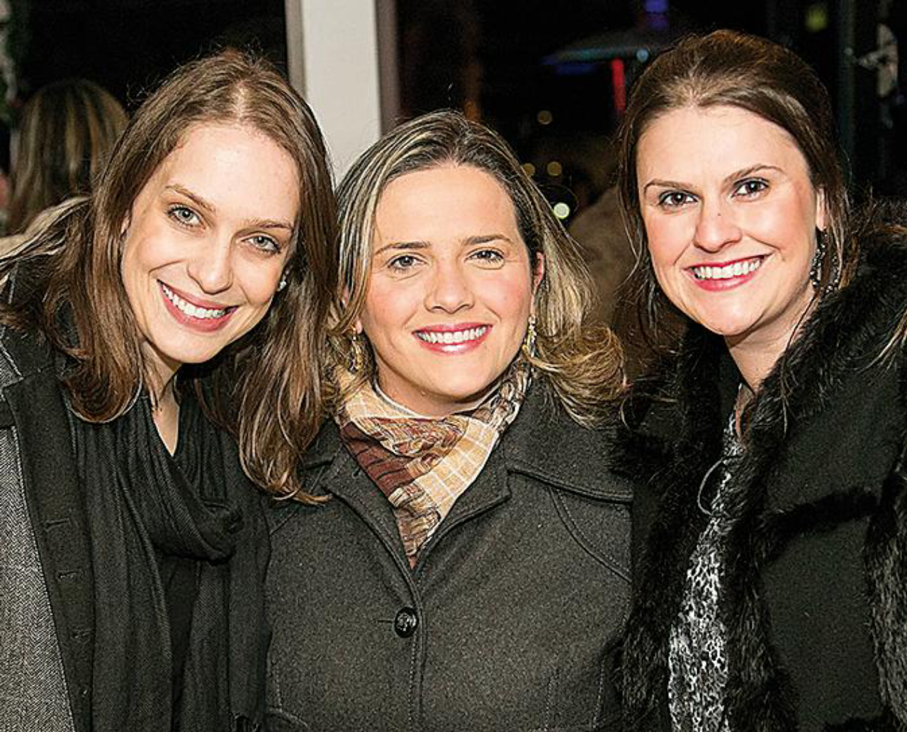 Marina Gonçalves Fernandes, Silvia Fernandes e Camila Brandalise.