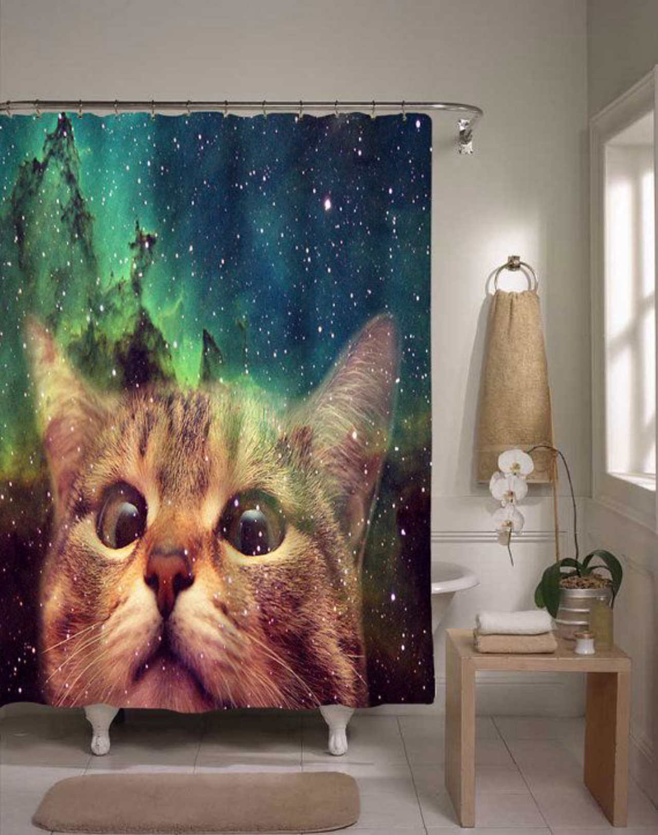 A cortina do banheiro feita especialmente para amantes de gatos. 