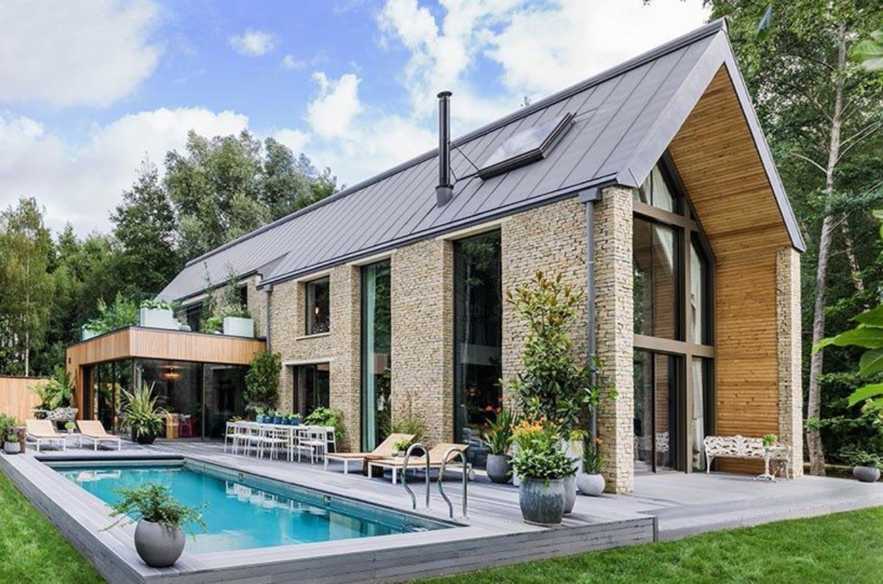 Fachada de casa em Londres decorada por Kate Moss.