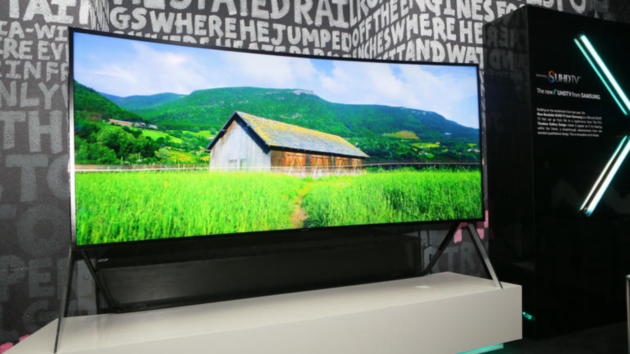 Televisão de 105" da Samsung com tecnologia ecológica de nano-cristais. Foto: Cybersfera