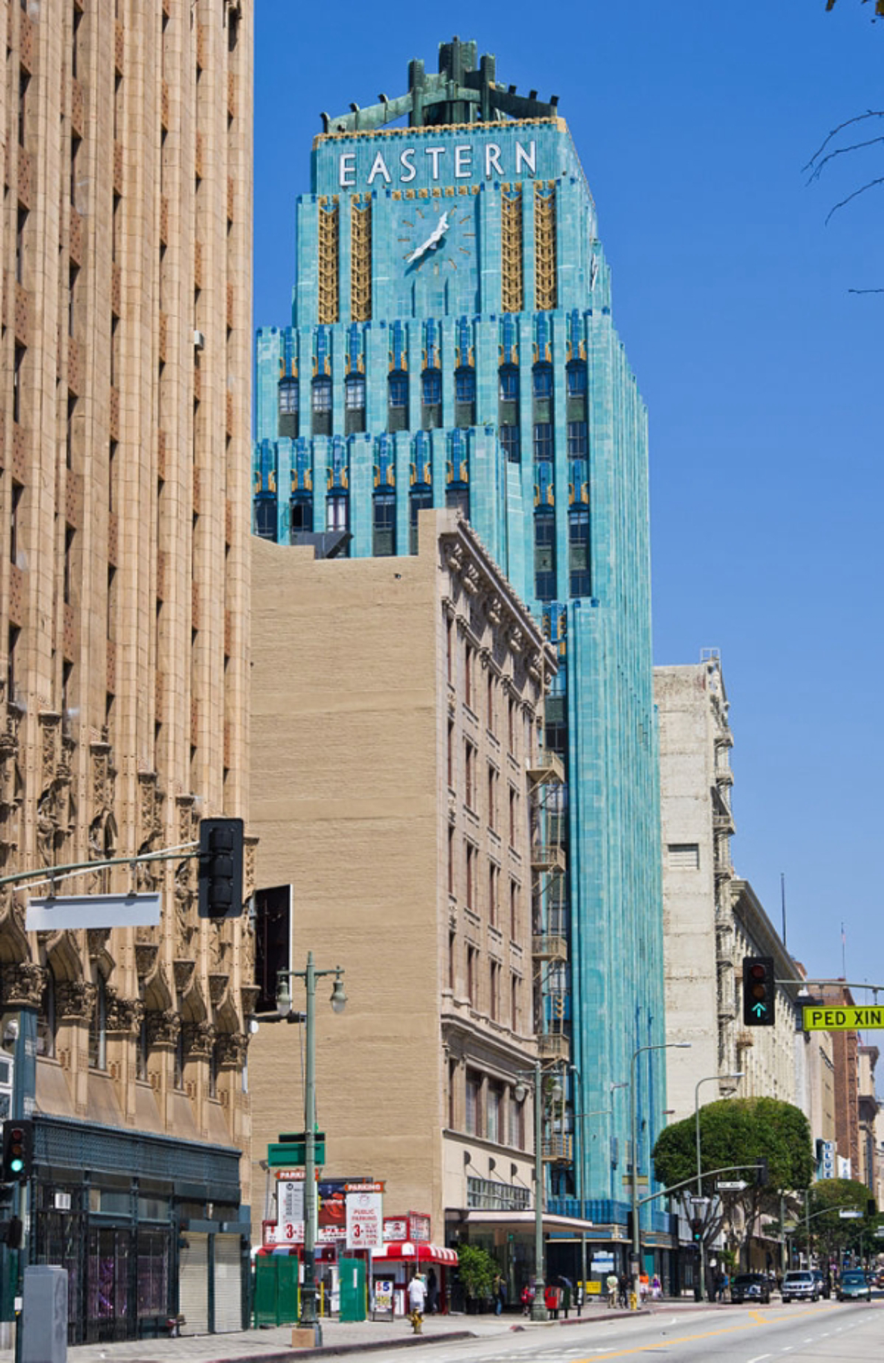 Edifício Eastern Columbia, marco arquitetônico em Los Angeles. Foto: Antoine Taveneaux/Divulgação