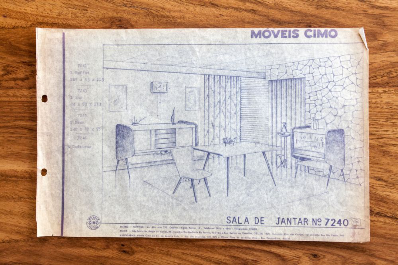 Catálogo da catarinense que anunciava móveis para a casa toda. Repare no home bar que também aparece ao lado.