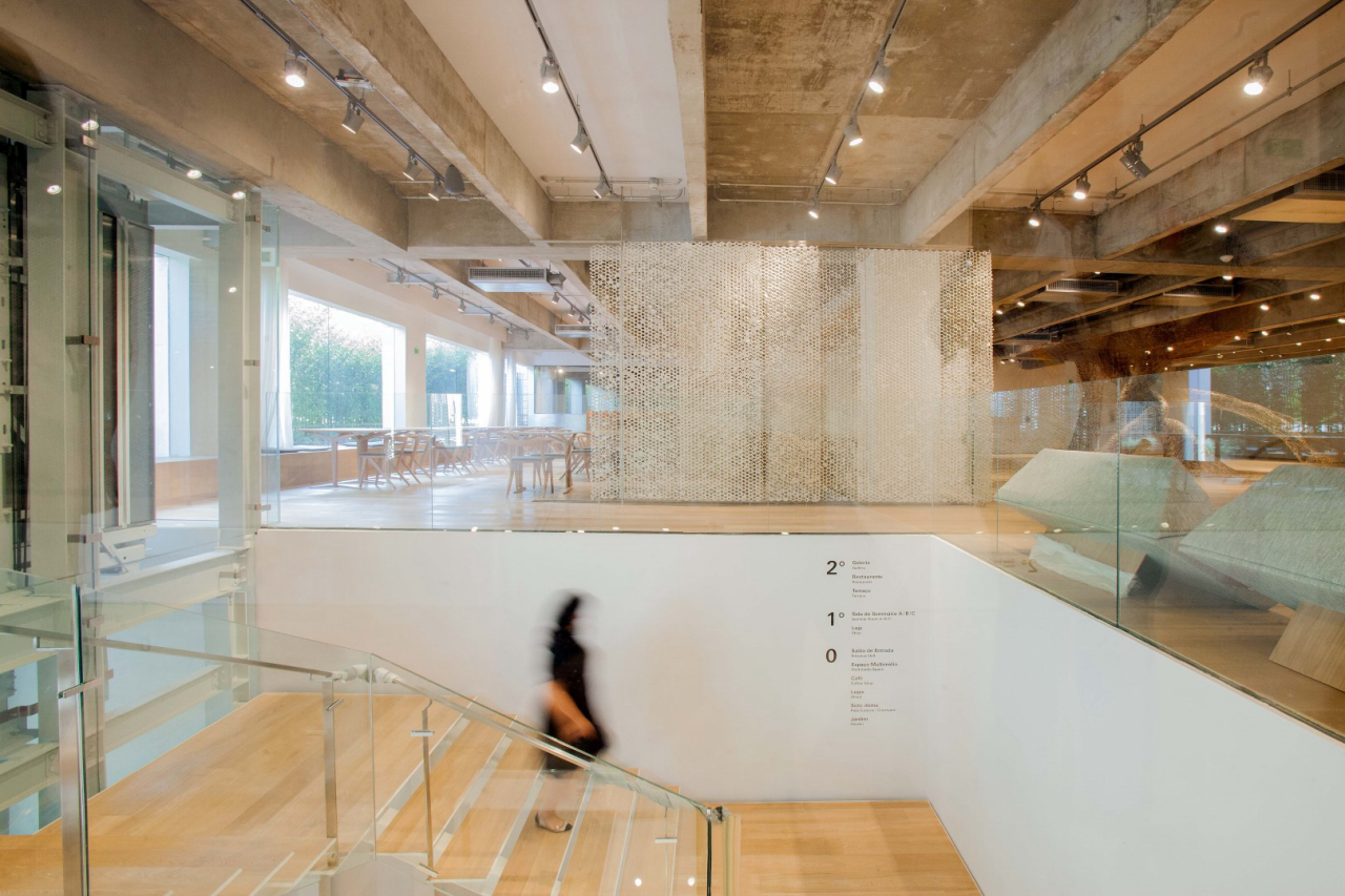 Interior da Japan House, espaço que recebeu investimento do governo japonês e pretende divulgar a cultura, arte, design do país oriental, além de promover intercâmbio de negócios. 
