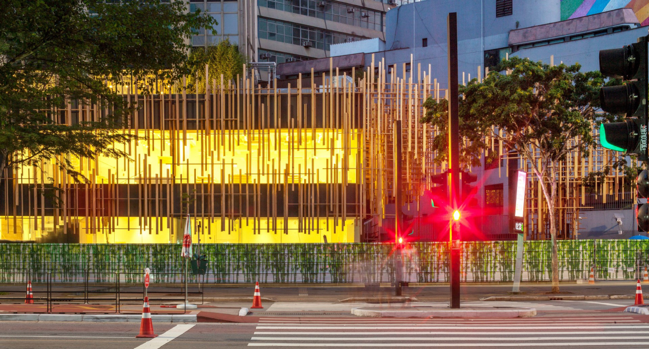 Fachada da Japan House, espaço recém-inaugurado na Avenida Paulista. 