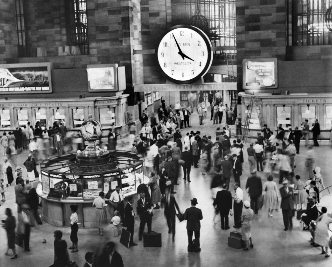 The clock over the south entrance to the main concourse at Grand Central Terminal, New York, in 1959. Built by Westclox, it is 15 feet in diameter and weighs three-quarters of a ton. It faces two ways. Amtrak will temporarily restore some intercity service to Grand Central Terminal to relieve pressure on the beleaguered Pennsylvania Station. (Arthur Brower/The New York Times)