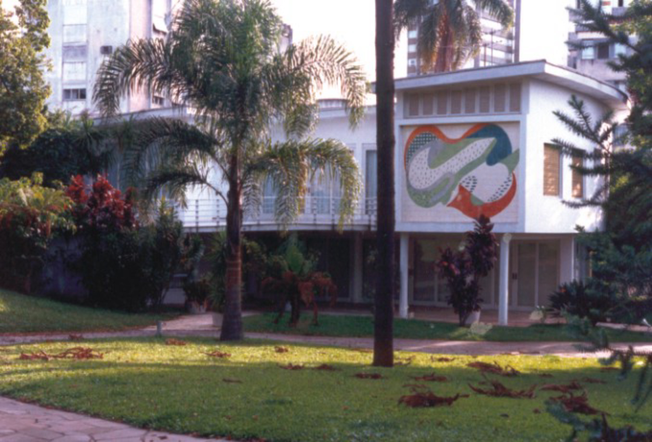 Residência Cleuza Lupion Cornelsen ficava localizada na Alameda Presidente Taunay, no Batel.