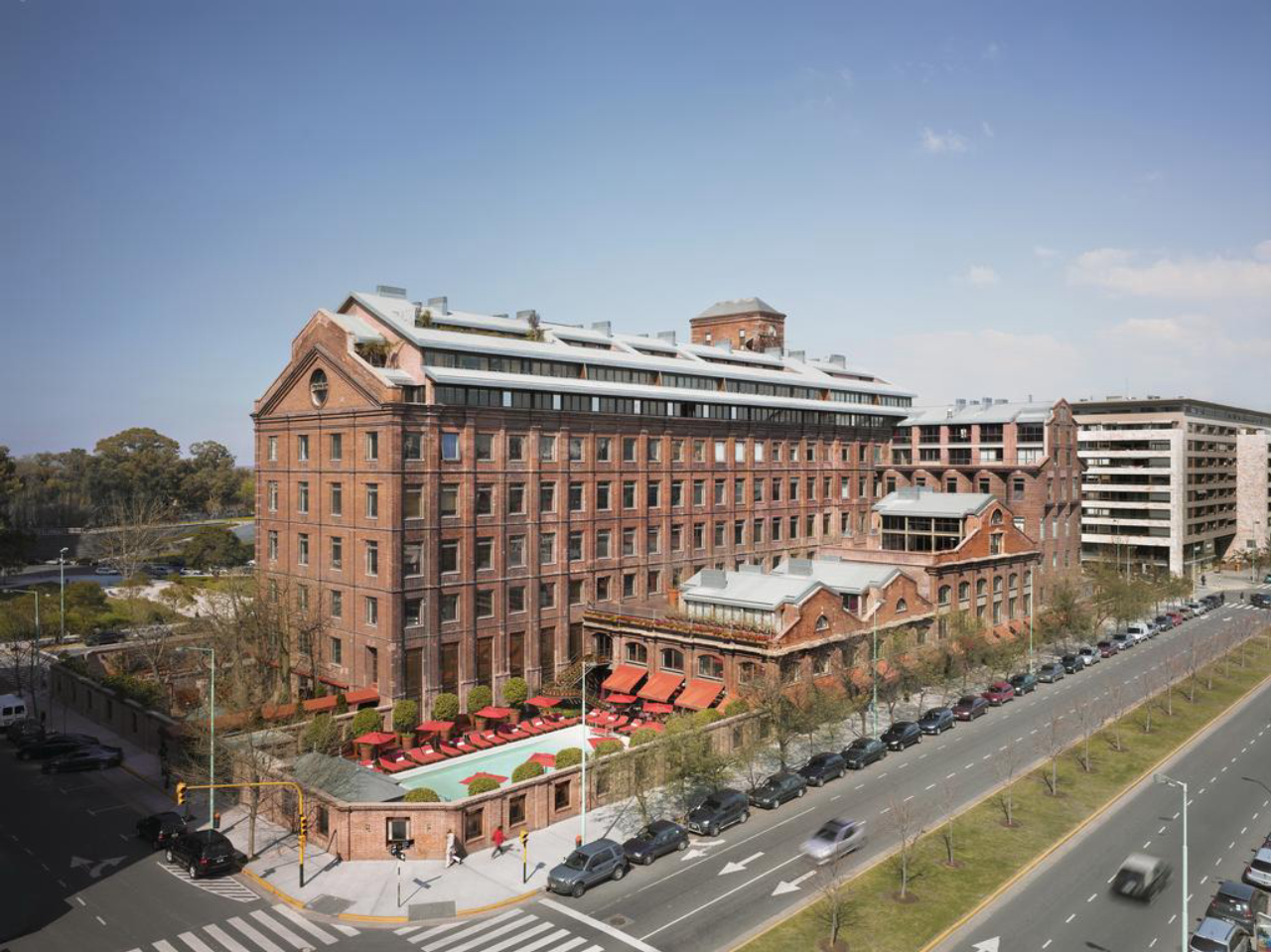 Hotel Faena, exemplo de bom aproveitamento do patrimônio industrial do Puerto Madero, em Buenos Aires. Foto: Divulgação