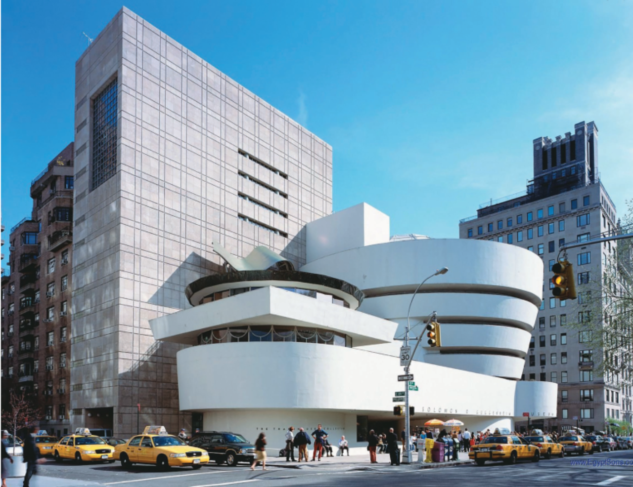 Um de seus projetos mais icônicos, prédio principal do Museu Guggenheim, em Nova York foi finalizado em 1959. Foto: Reprodução