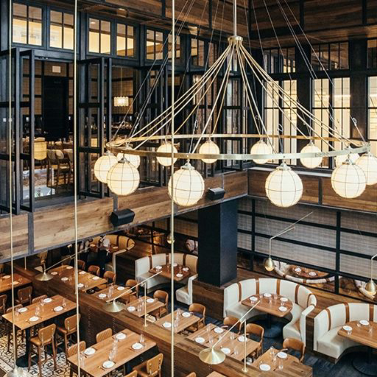 Hotel Pendry San Diego, na Califórnia, foi inaugurado em 2017 e apresenta design único. Na foto, o Restaurante Lionfish, dentro do hotel. Foto: reprodução/Trip Advisor