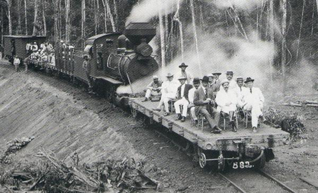 Inauguração de trecho da rodovia Madeira-Marmoré, em Rondônia, no ano de 1912. Foto: reprodução