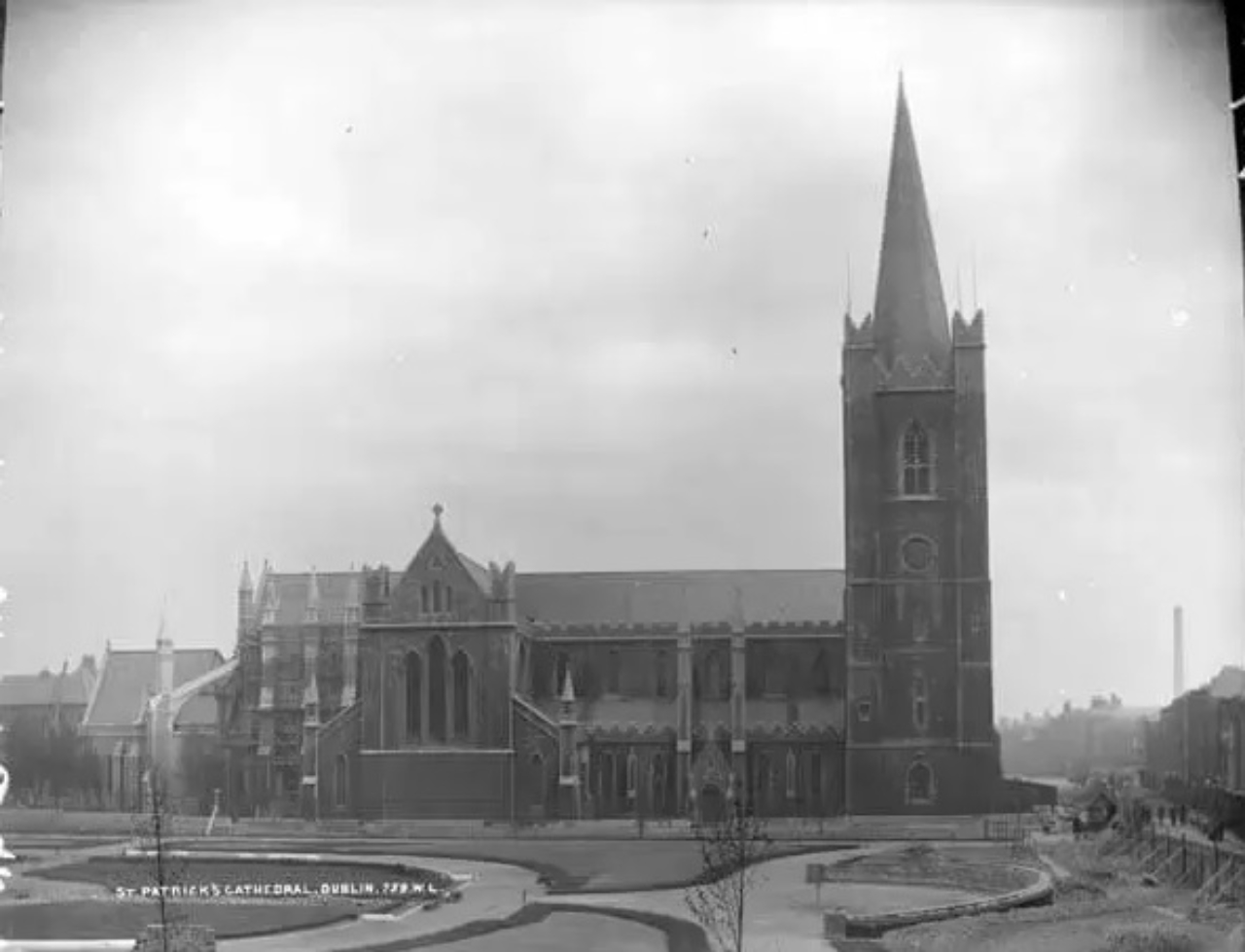 Catedral de St. Patrick em 1905. Foto: St. Patrick's Cathedral Site/Reprodução