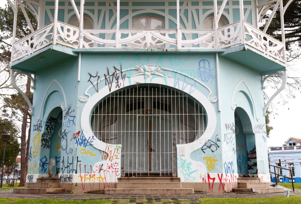 Em 2017, a prefeitura de Curitiba liberou mais de R$ 1 milhão para a restauração do Belvedere. Foto: Aniele Nascimento/Gazeta do Povo
