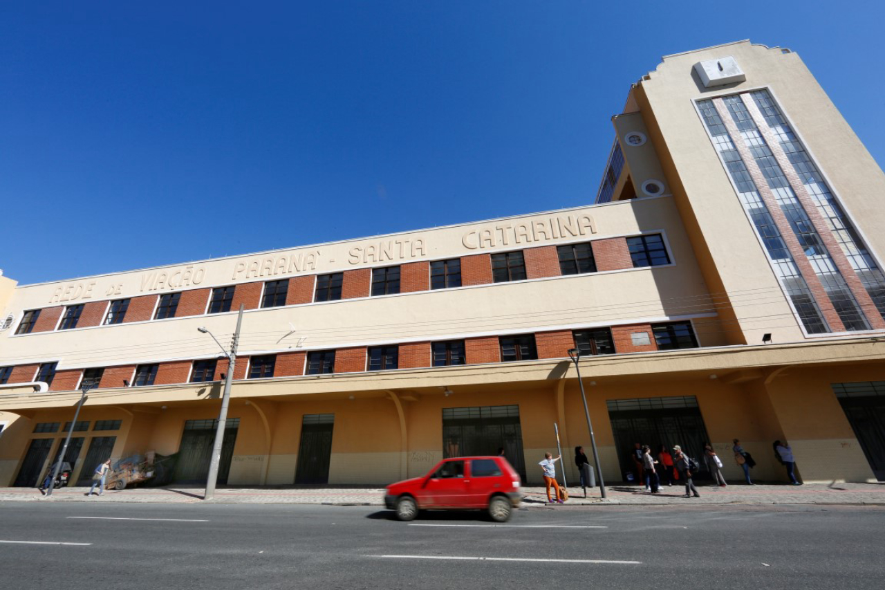 Inauguração do novo prédio da Universidade Federal do Paraná, sede Rebouças .