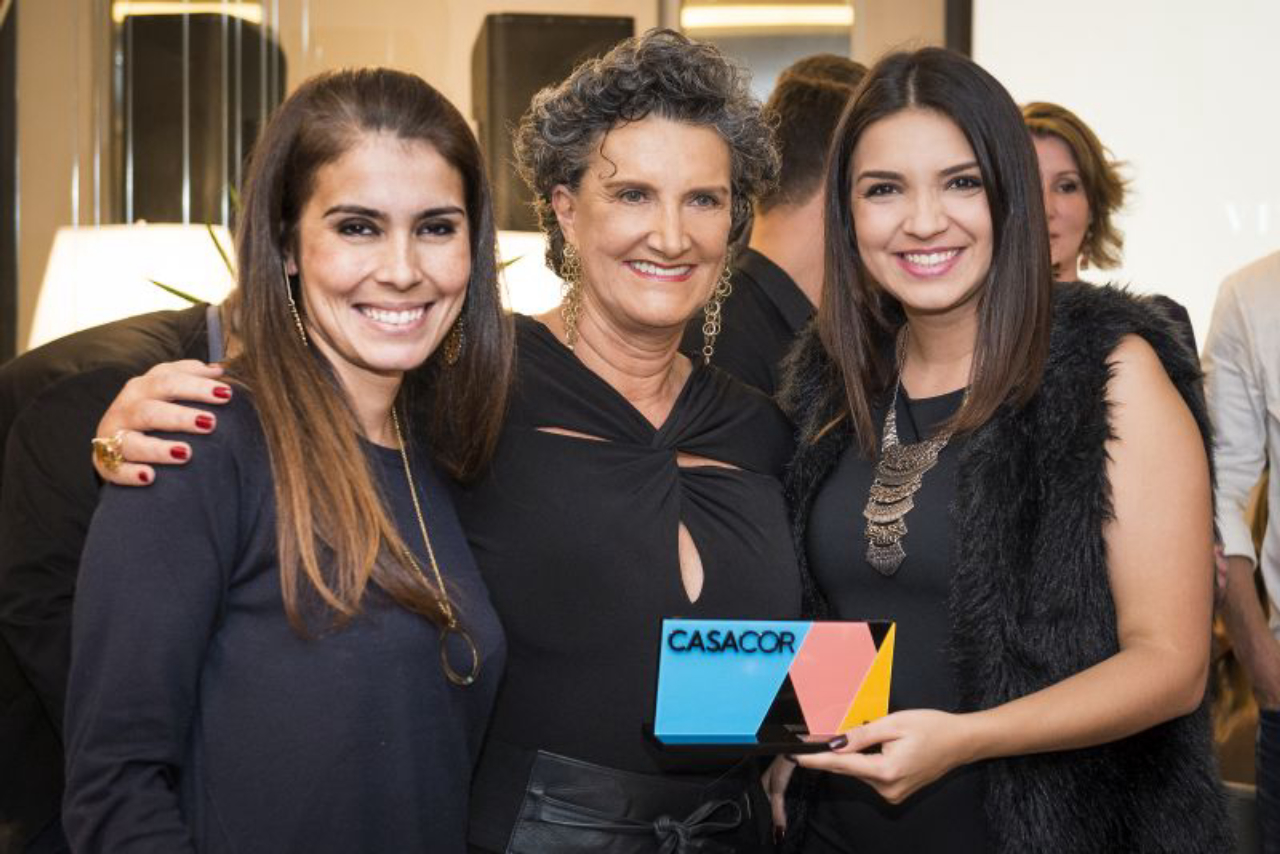 Mariana Stockler, Marina Nessi, diretora da Casa Cor Paraná, e XXXXXXXXXX<br>