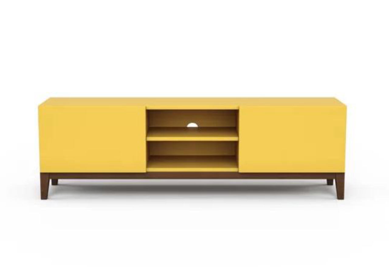 Raque Klein, em imbuia na cor amarela, com duas portas. Na Etna, a partir de R$ 799,90.  