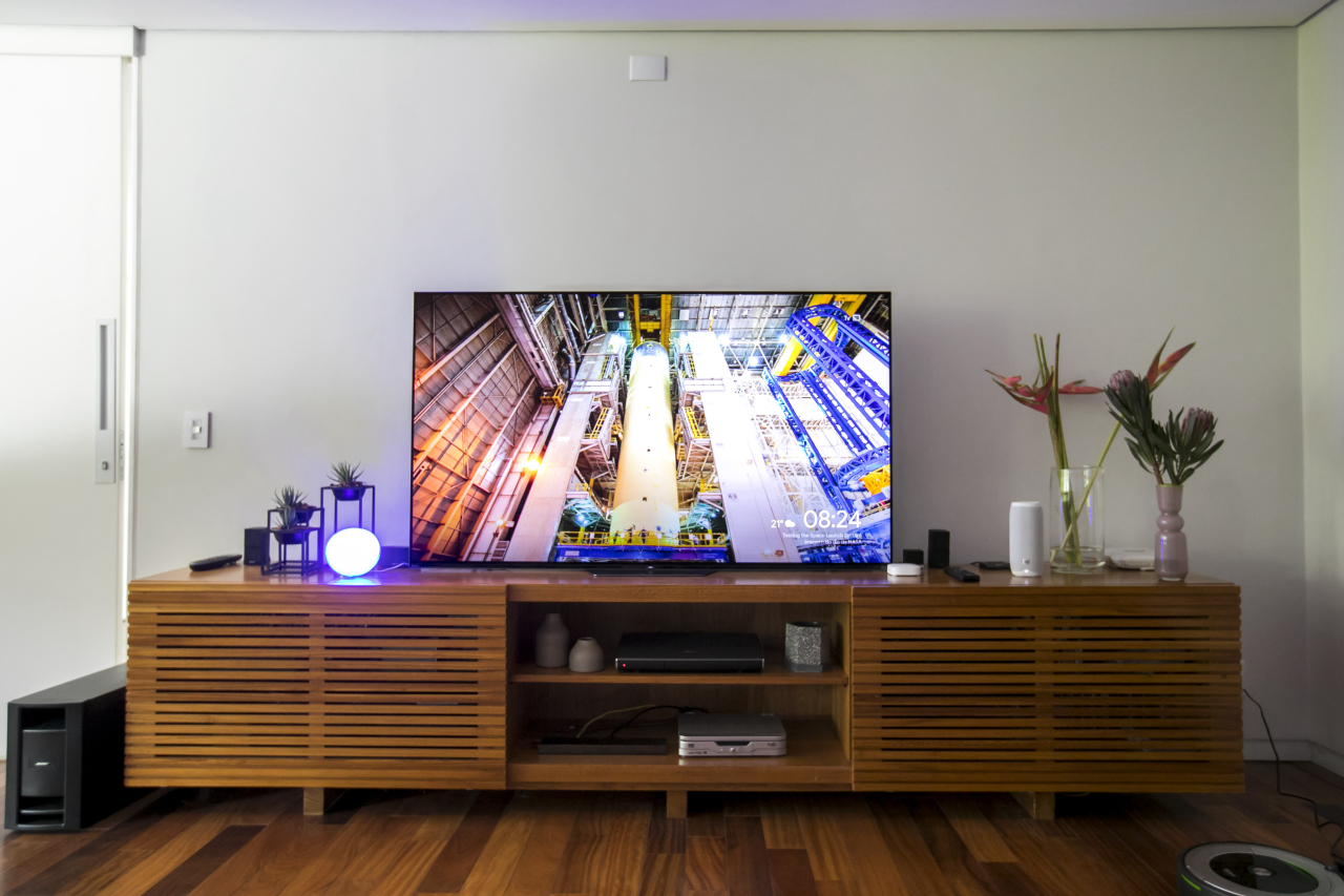 Tanto a Sony como a TCL têm modelos de Android TV que possuem ainda mais funcionalidades a serem conectadas ao Home. Foto: Luciana Naaith/divulgação 