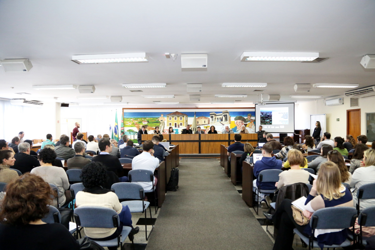 Curso foi realizado na Câmara de Vereadores de Curitiba em 2018. Foto: divulgação