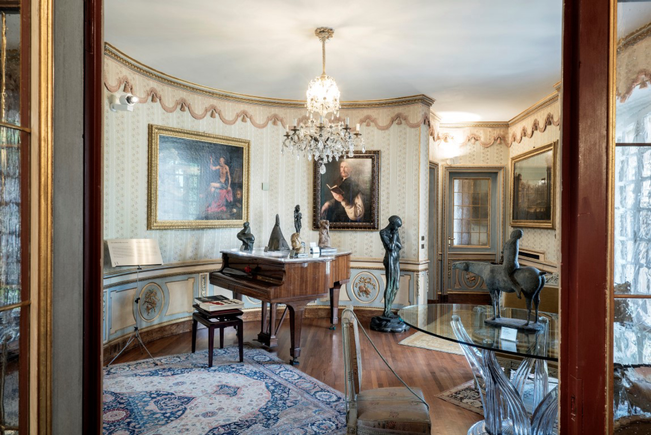 The music room at Francesco Federico Cerruti’s villa in Rivoli, Italy, May 1, 2019. After Cerruti’s death in 2015, an agreement was reached between a foundation he set up and the Castello di Rivoli Museum of Contemporary Art, just outside Turin, to make his remarkable collection accessible to the public. (Alessandro Grassani/The New York Times)