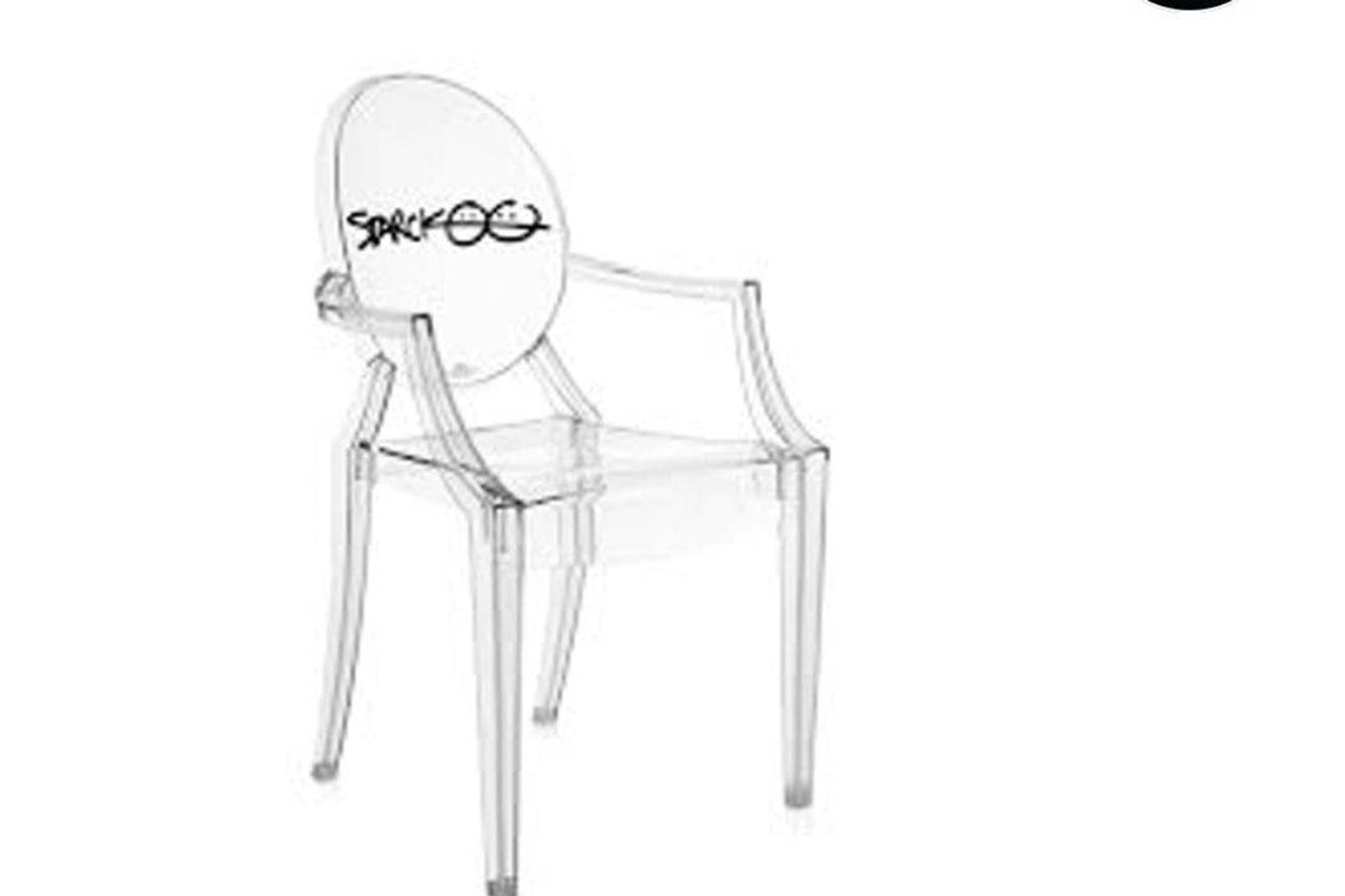 Cadeira Ghost Edição Limitada de 10º Aniversário, a partir de R$ 1.300,00