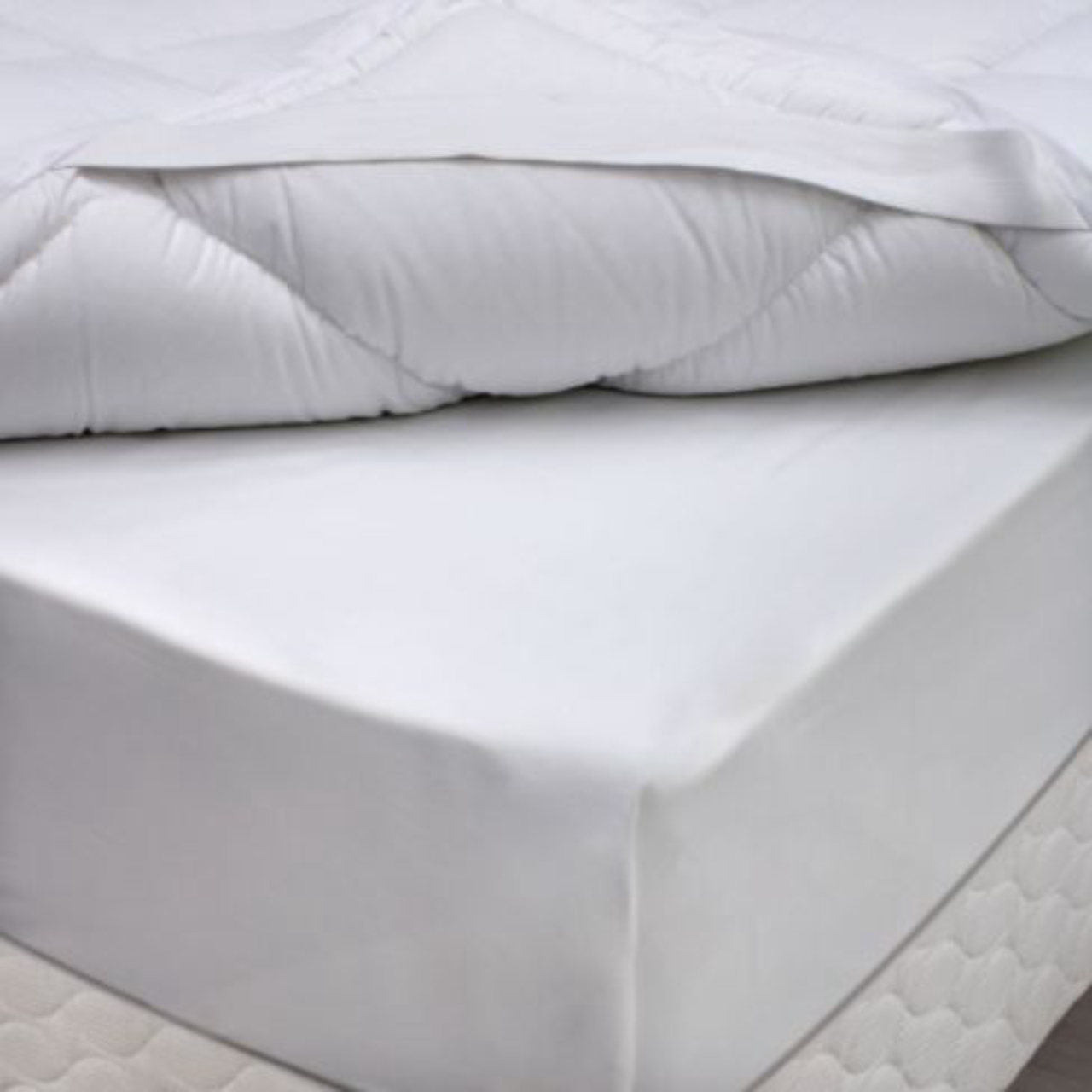 Pillow top proporciona camada extra de espuma e de conforto à cama. 