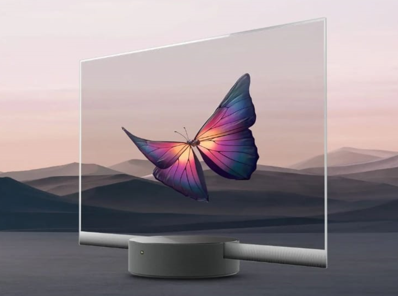 TV transparente da Xiaomi poderá ser vista na loja.