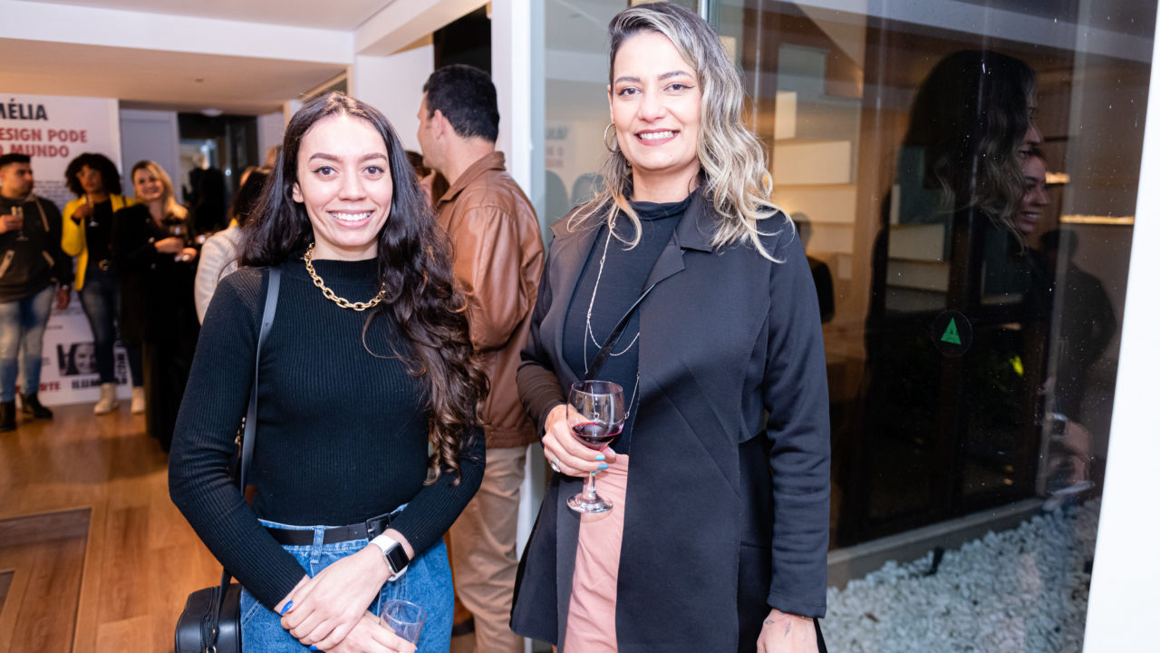 Damaris Desiree e Mônica Dias