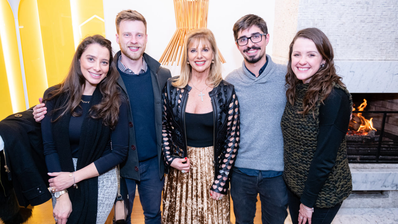 Laura Ribas, Stefan Klassen, Soraya Ribas, Felix Boing e Tatiane Ravache