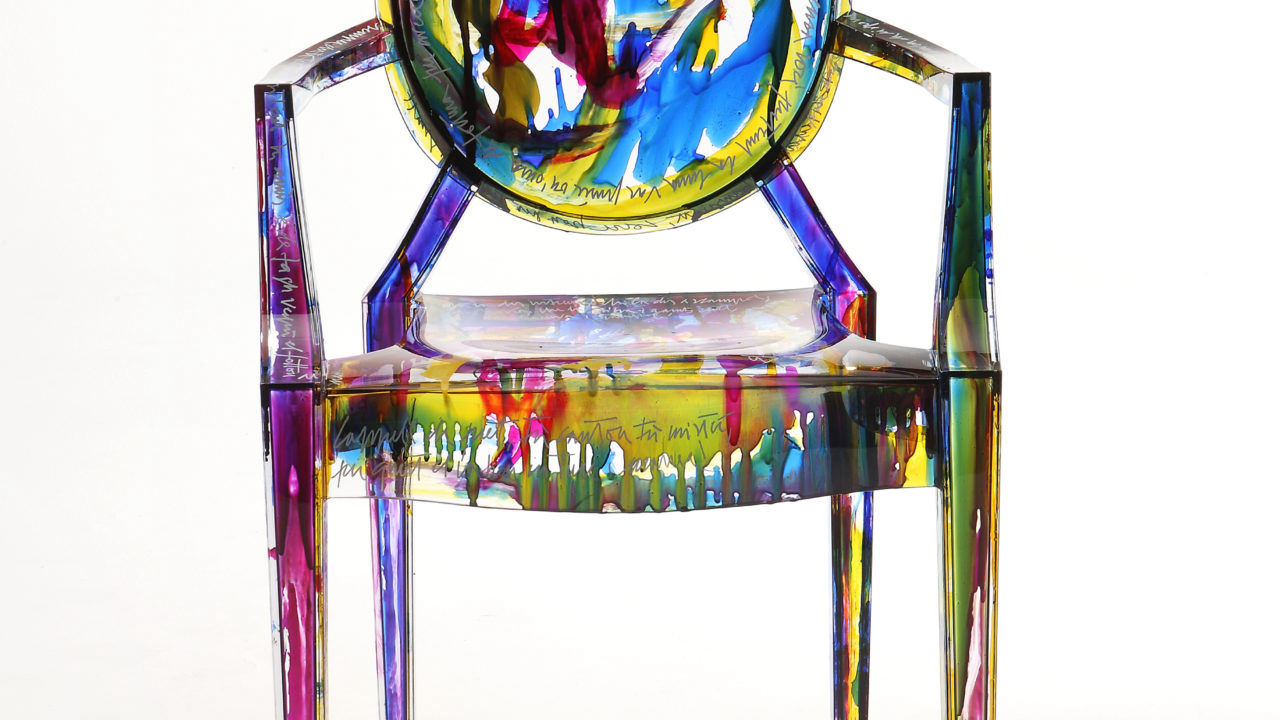 Cadeira customizada por Accademia Brera