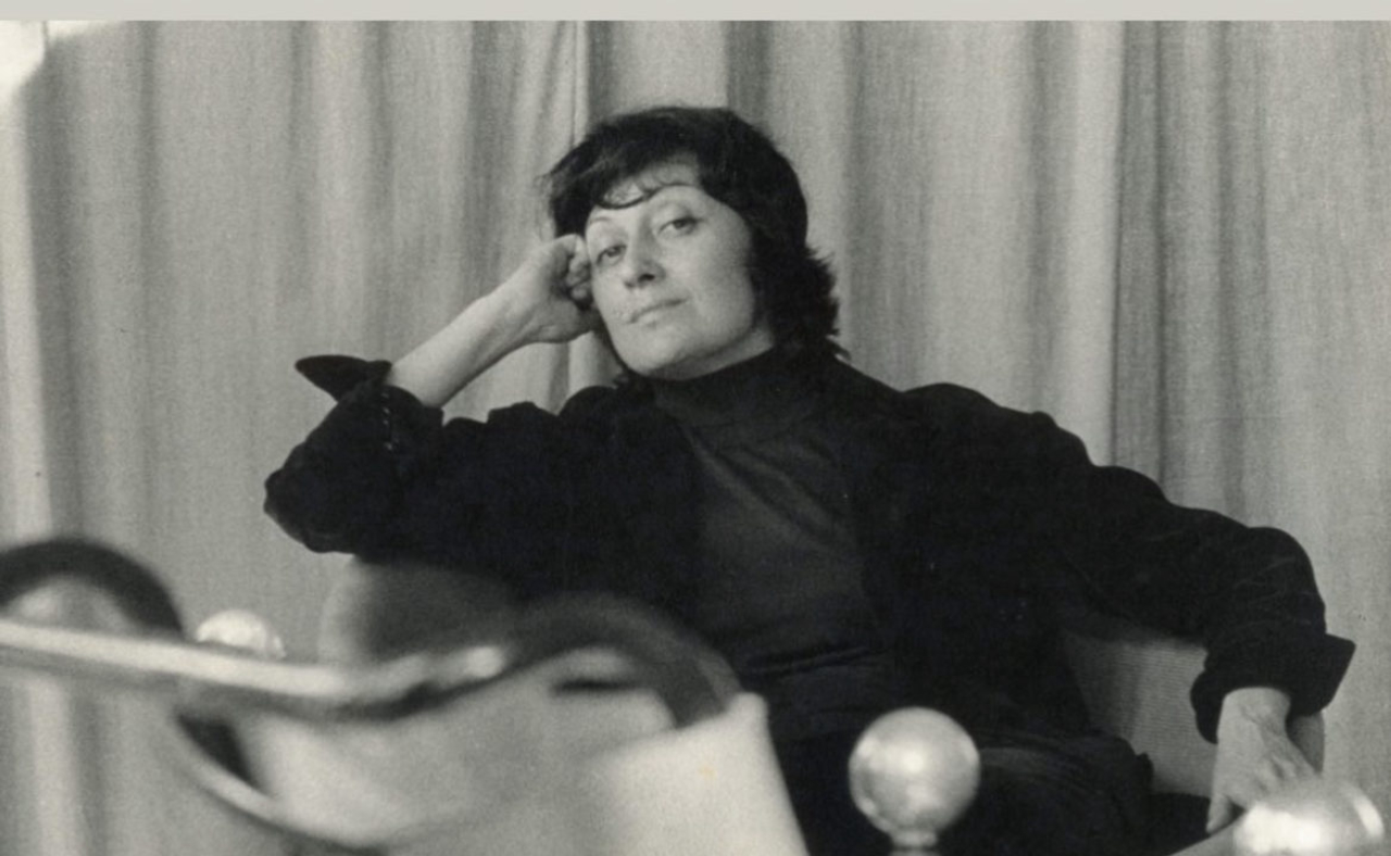 Primeiro volume retrata obra de Lina Bo Bardi como designer entre 1947 e 1958.