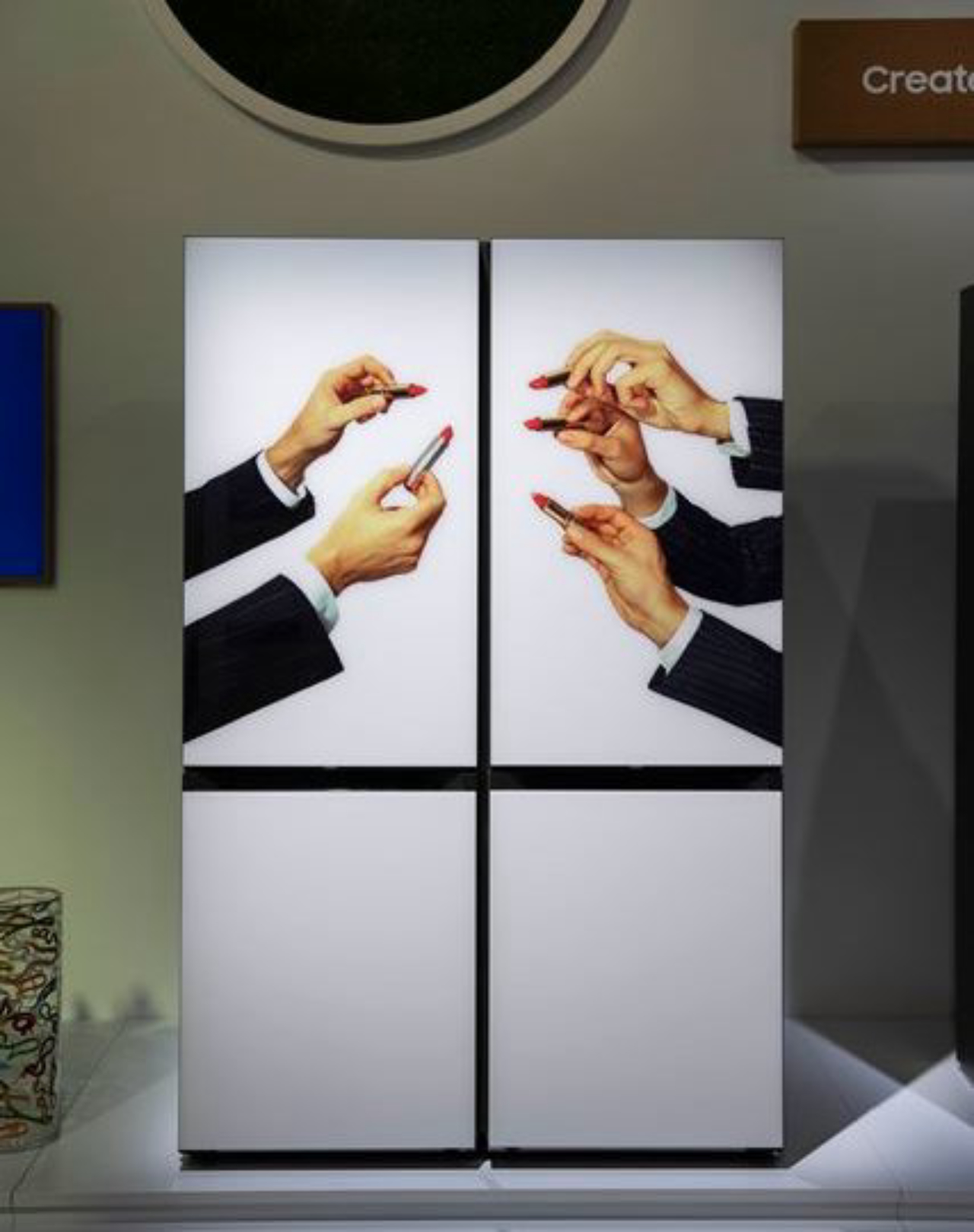 TOILETPAPER estampa geladeiras da Samsung
