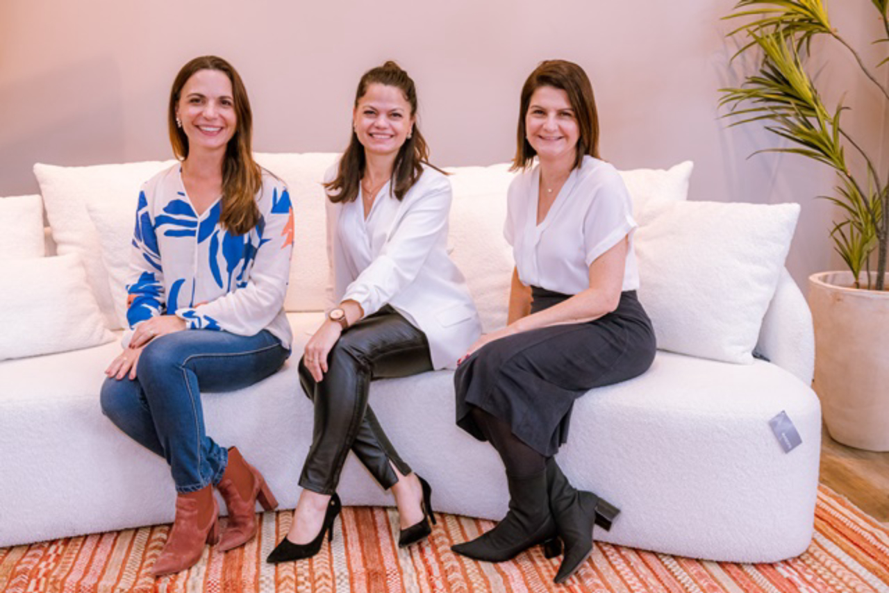 Simone Carneiro, Cibele Medeiros, Angela Cetin