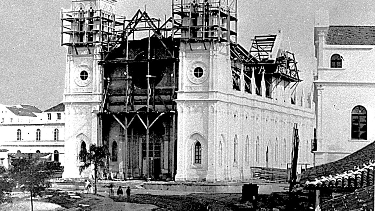 Obras de construção da Catedral