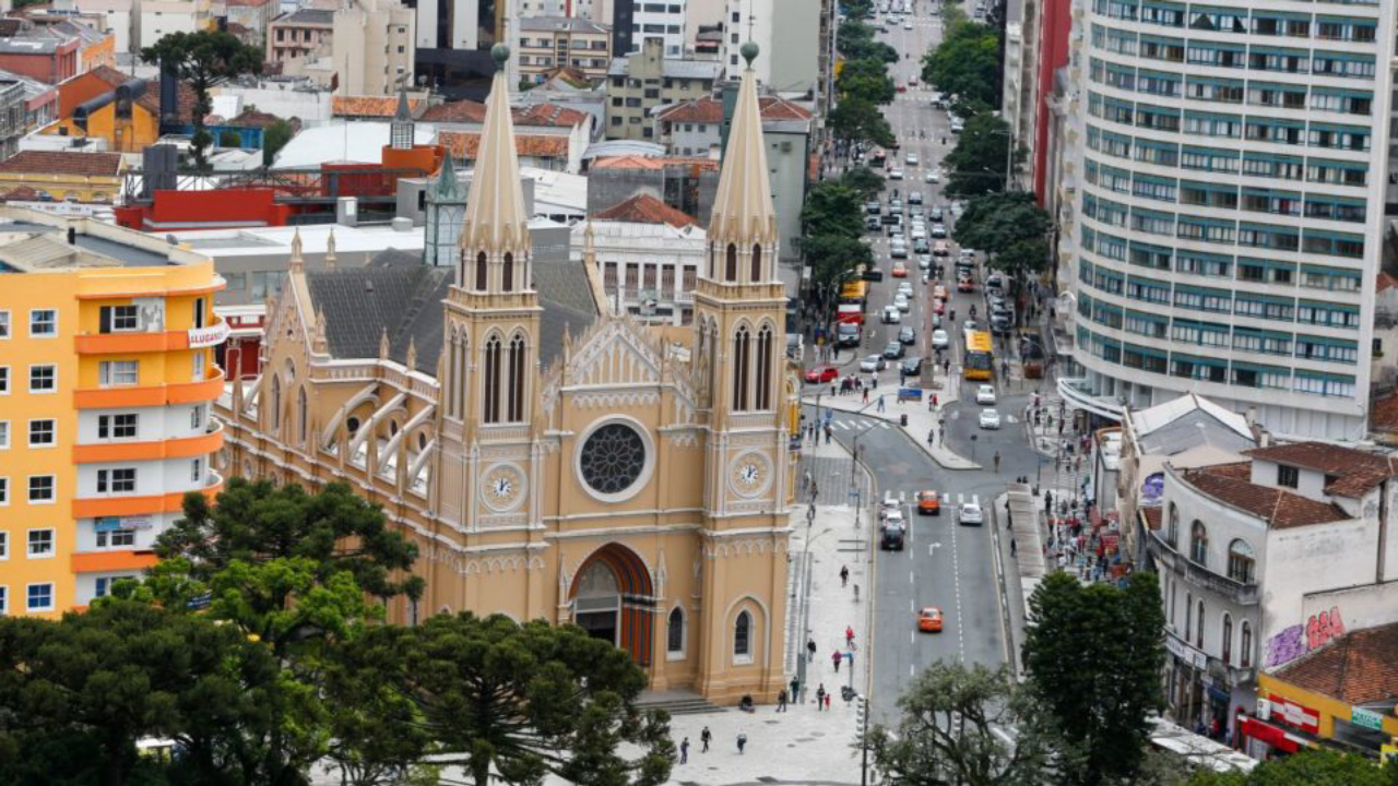 Em 2023, a Catedral de Curitiba completou 130 anos de sua construção