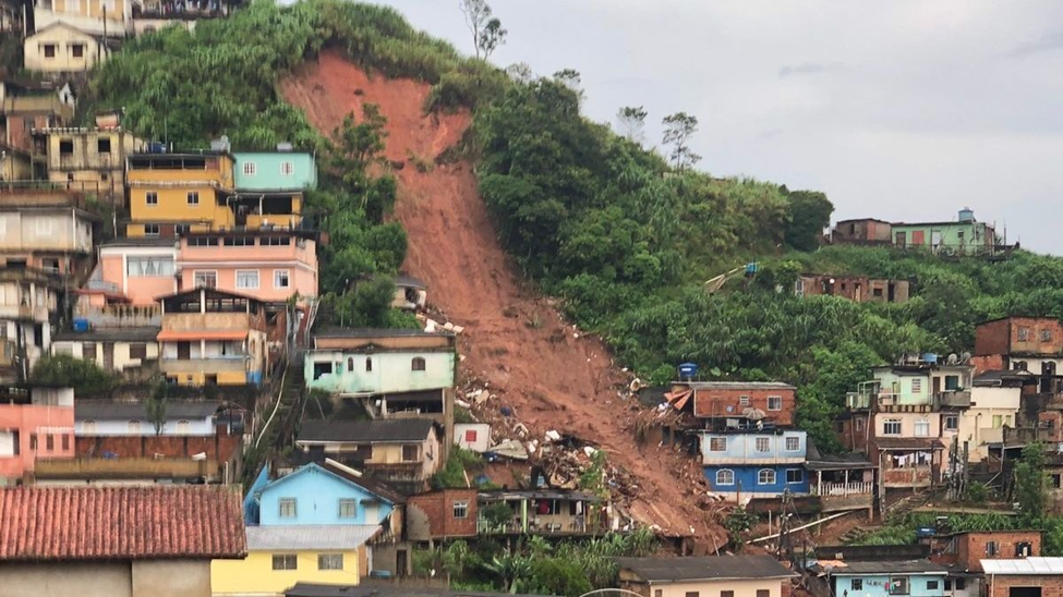 Deslizamento em Petrópolis, RJ | Fonte: CNN Brasil